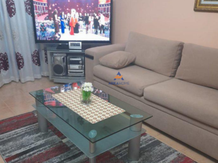 SHITET APARTAMENT 2+1+3 BALLKON "RRUGA NAIM FRASHERI,PRANE MOZAIKUT TE TIRANES" 250.000 EURO.