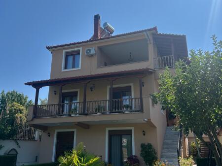 duplex for rent +2 parking spaces ali dem