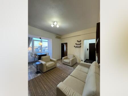 Appartamento in Affitto 1+1 presso l'ex Ristorante Durresi (ID B2101181) Tirana.