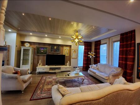 🌟 VILLA DI LUSSO IN VENDITA – RESIDENZA “AKACIA HILLS”, TIRANA 🌿