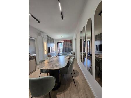 Super appartamento 2+1 in affitto presso Tirana Garden Building
