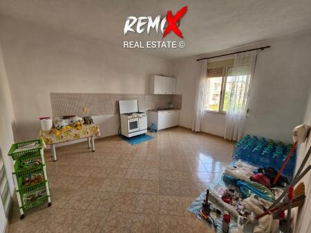 3 STOREY BUILDING FOR SALE NEAR THE STADIUM