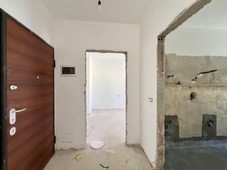 For sale, Apartment 1+1 “Laprakë”, Tirana.