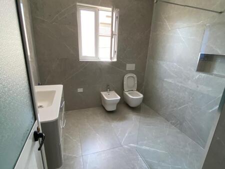 400€/month Rent 2+1+parking📍Laprakë, Tirana