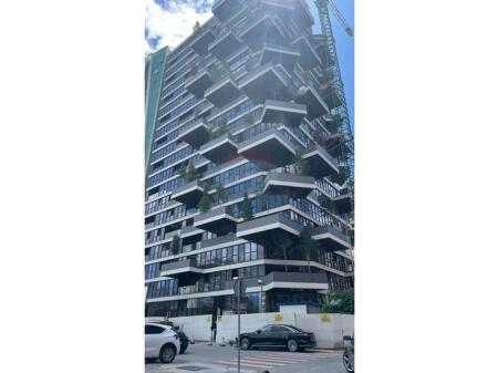Ambient Zyre per qira, Vertical Forest Tirana!