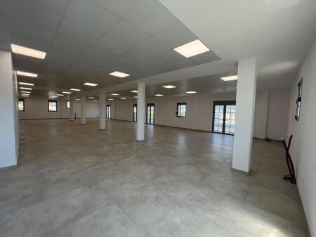 📣 BUSINESS SPACE FOR RENT For Office 📍 Sauk 🛣️ "Elbasani" Street  💶 Price 1,500 Euro Net