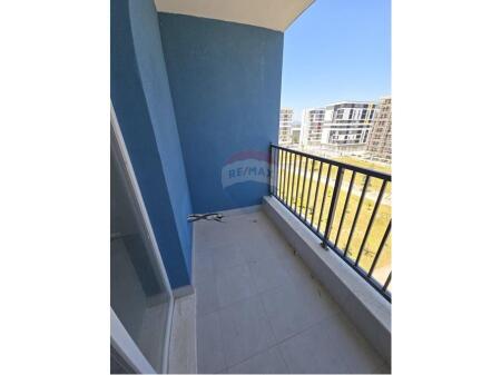 Apartment 1+1 for sale at Univers City