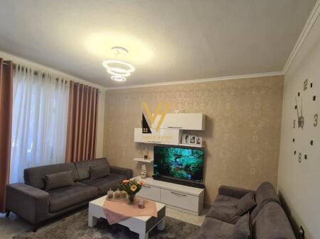 APARTMENT 1+1 FOR RENT, AT KONGRESI MANASTIRIT, 55,000 LEKE