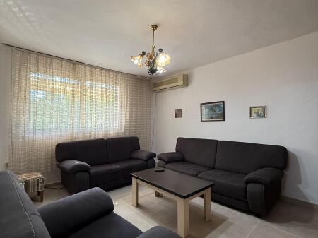 Apartment 2+1 for rent in the 21 Dhjetori area, near the Mosaic of Tirana