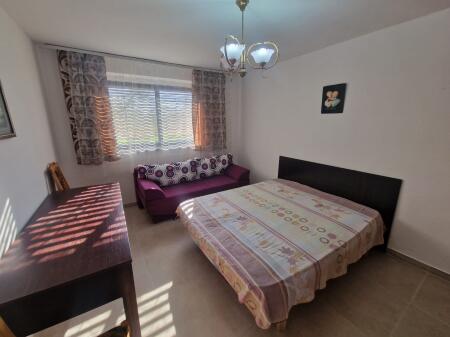 Jepet Me Qera Apartament 2+1+1 Ballkon