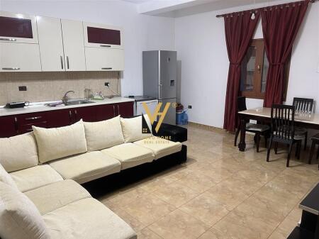 AFFITTASI APPARTAMENTO 2+1+BLK, VICINO A 21 DICEMBRE, 550 EURO