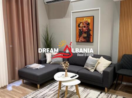 Appartamento Duplex in Affitto in Via Kavaja, vicino al Complesso Golden Park a Tirana (ID 42215326)