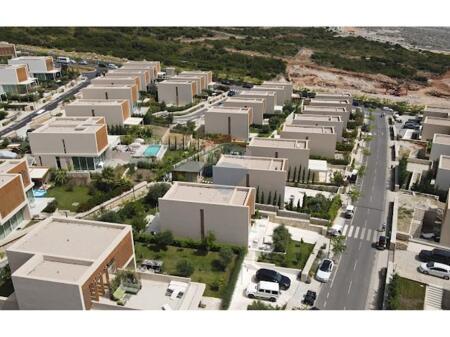 VENDIAMO VILLA GREEN COAST 1!