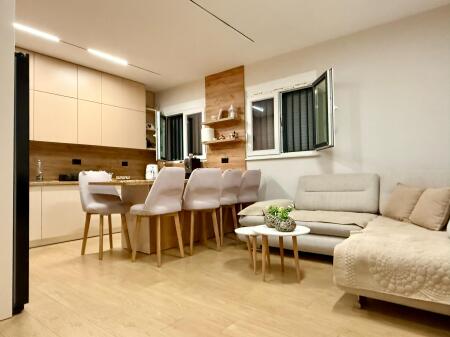 APPARTAMENTO 2+1 IN VENDITA, VIA DIBRËS