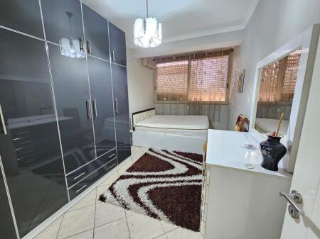 In Affitto Appartamento 2+1+1 Balcone