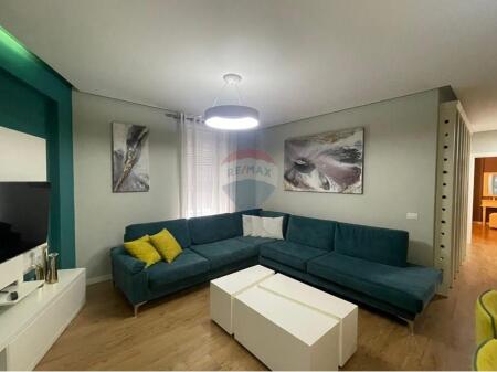Apartment 2+1+2, Complex Contact 21 December