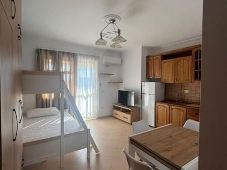 Garsoniere Me Qera Tek Brryli (ID BG140) Tirane.