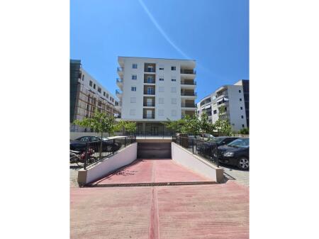 FOR SALE OCCASION PREMISES 360m2 IN TOTAL, NEW BUILDING IN GOLEM !!!