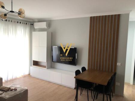 AFFITTASI APPARTAMENTO 2+1+BALCONE+POSTO AUTO IN AFFITTO AL COMPLESSO DELIJORGJI, VIA KAVAJES 1.200 EURO
