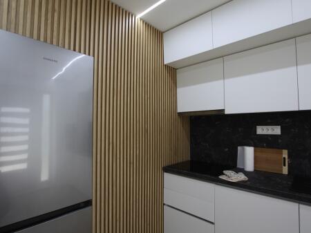 In Affitto: Monolocale 📍21 Dhjetori (Vicino a Vodafone) – €550 – Sup. 35m² – 100% Nuovo ✨