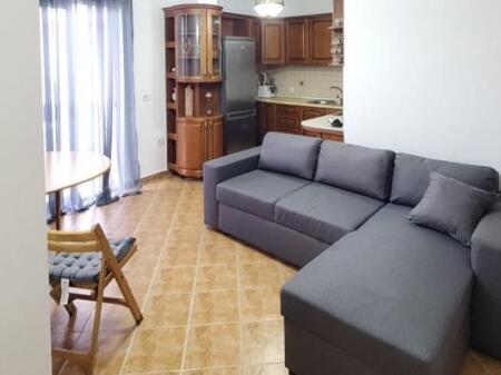 Appartamento 2+1 in affitto vicino alla procura, via Mine Peza