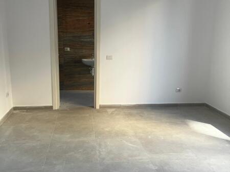 OFFICE FOR RENT 50 M2 KAVAJES STREET 1,000 EURO