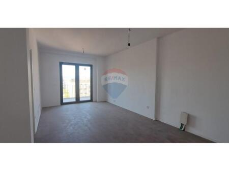 Zyre per qira Garden Building Rr. Kavajes !