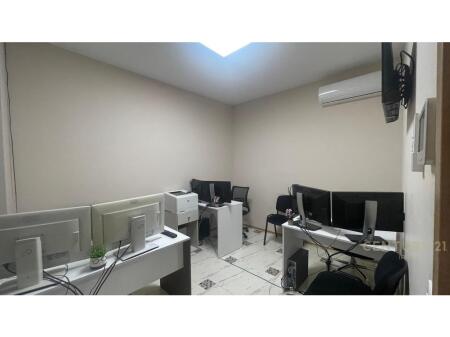 Office for sale/rent near Air Albania Stadium
