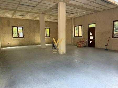 WAREHOUSE 120 M2 FOR RENT MILITARY HOSPITAL 650 EURO