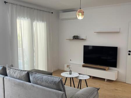 🏠 𝐅𝐎𝐑 𝐑𝐄𝐍𝐓 – 𝐀𝐩𝐚𝐫𝐭𝐦𝐞𝐧𝐭 𝟐+𝟏 📍 Zogu I Boulevard – near the Ministry of Justice