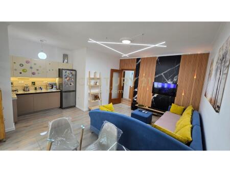 🏢 Apartment 2+1 with Garage for Rent – Dry Lake, Tirana