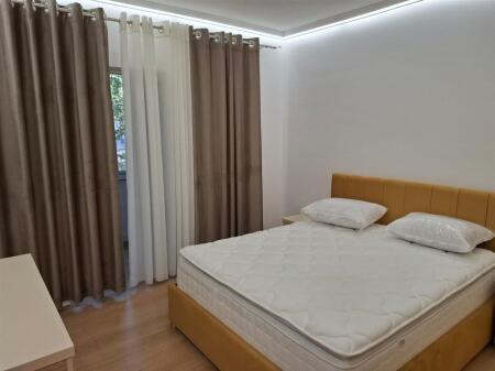 Dispanceria, 1+1 apartment for rent 55,000 leke