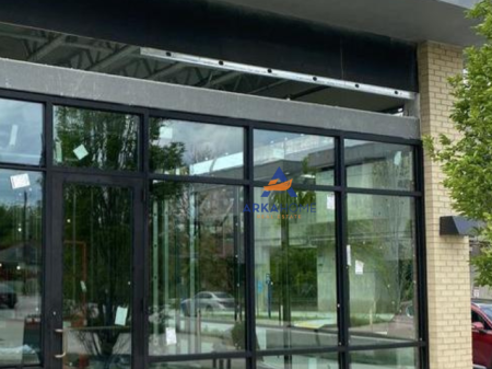 BUSINESS PREMISES FOR RENT 100M2 "ZOGU I ZI, FOLEJA E GJELBER" 1500 EURO.