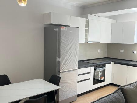 Apartment 2+1 for rent-Bulevardi Zogu i 
