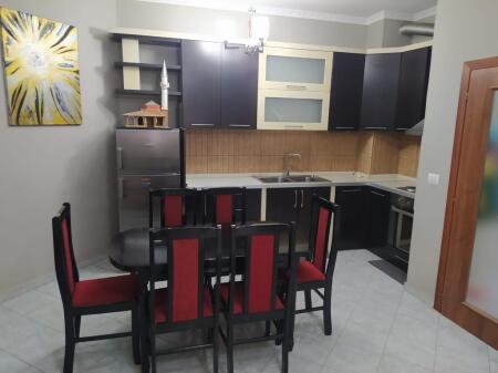 We rent a 2+1 apartment in Porcelan