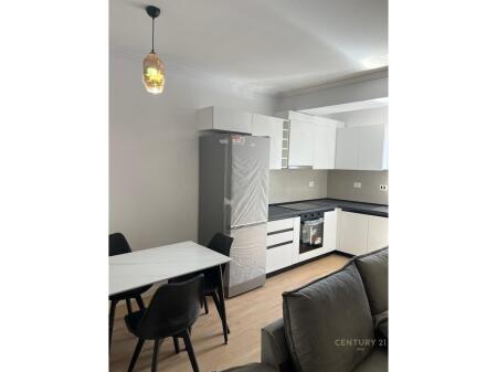 🏢 Appartamento 2+1 in Affitto – Viale Zogu i Parë, Tirana
