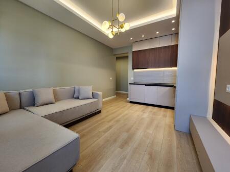 SHITET: 1+1 (Qendër - Rr. Kavajës 📍) 100% e rikonstruktuar - Pallat i Ri - Kati 7, Sip 57.6 m² Ideale për Investim | E kompletuar 100% e re
