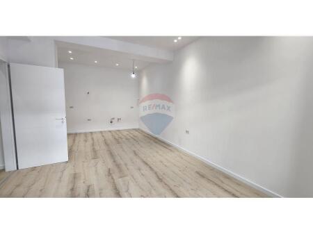 Office For Rent Dibra Street !