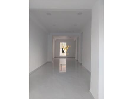 SHITET DYQAN 65 M2 RRUGA E KAVAJES 570.000 EURO