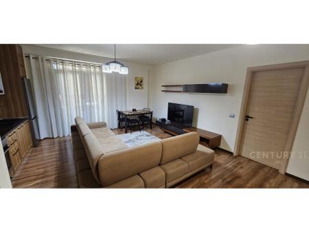 Appartamento 1+1 in affitto in via Dibres!