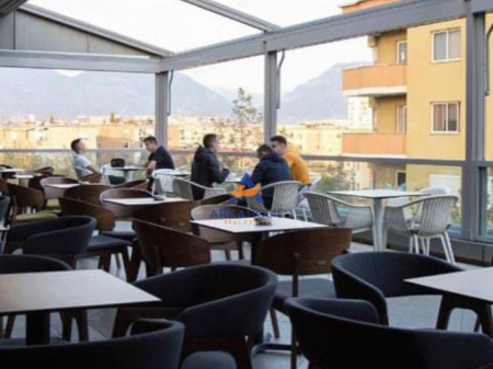 LOCALE COMMERCIALE HOTEL IN AFFITTO 500M2 "DA DRITAN HOXHA, LAPRAKE" 7500 EURO.