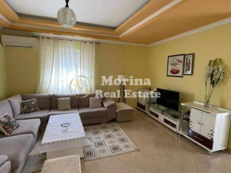 Qera,Shtepi Private 3+1 , Kamez 350 euro/muaj