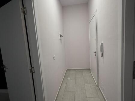 SUPER OFFICE FOR RENT AT SQUARE 21 TIRANA