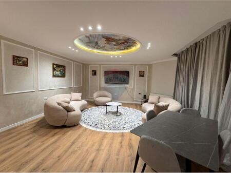 Apartament 2+1 me qira tek Liqeni