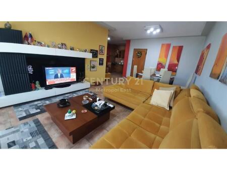 🏡 3-Bedroom Apartment for Sale – Rruga e Dibrës (near SHIK)