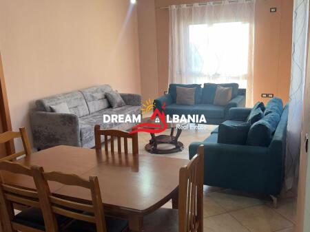 Appartamento 2+1 +Balcone (Piano Villa) in affitto al Mercato Elettrico – Tirana (ID 4251389)