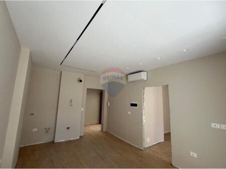 Apartment 1+1 for rent at Zogu i Zi .