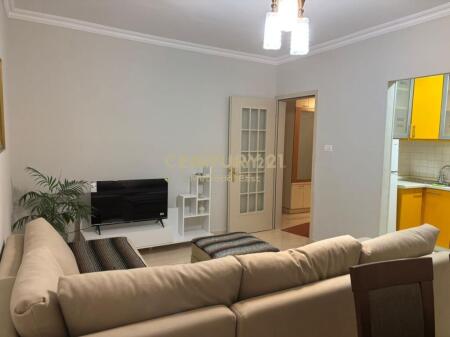 🏠 Apartament 1+1 me Qira 📍 Rruga Irfan Tomini – pranë Urës së Delijorgjit