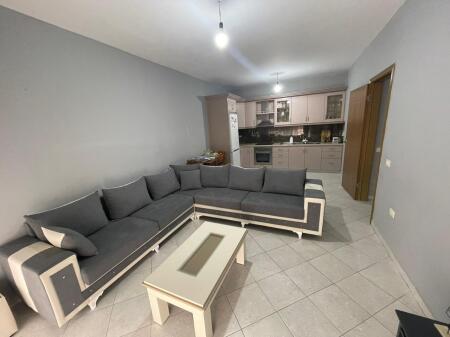 2+1,furnished misto mame,400 euro