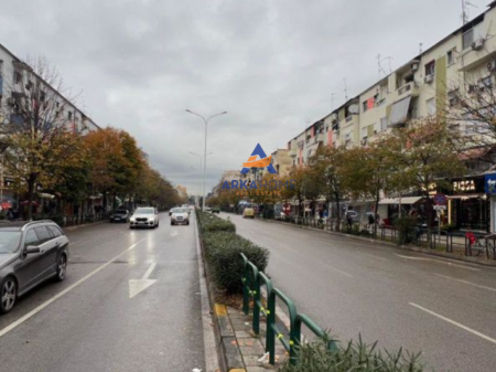SHOP FOR SALE ON THE STREET SIDE OF "RRUGA MUHAMET GJOLLESHA , 21 DHJETORI" 250,000 EURO